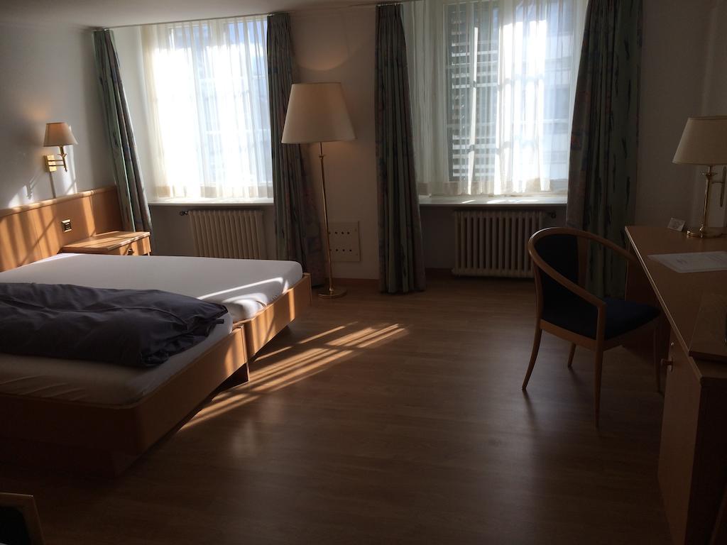 Hotel Schwert Näfels 객실 사진